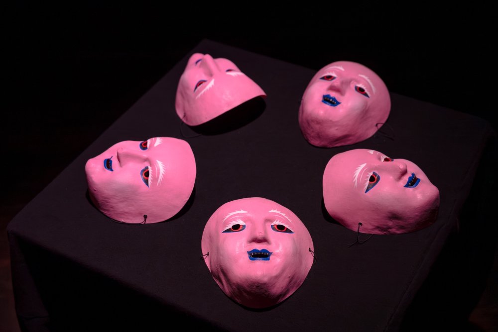 Enter The Crack, Masken, Susan Steiger, Baby Angel, 2026. Foto: Irem Güngez